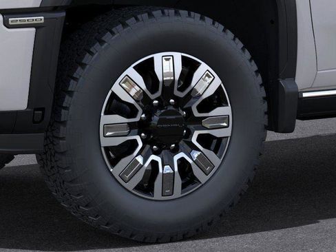 New 2025 GMC Sierra 2500 Denali w/ Technology Package image 9