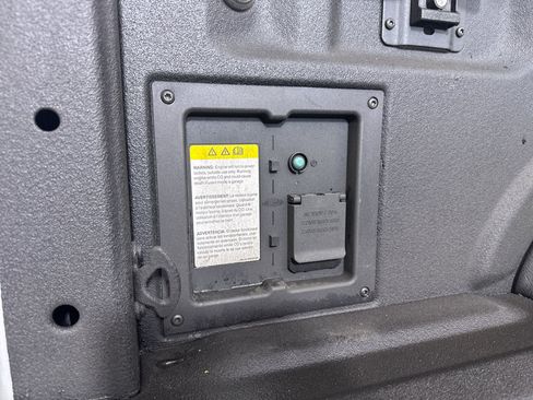 Used 2023 Ford F150 Raptor w/ Raptor Carbon Fiber Package image 8