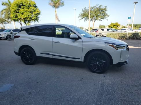 Certified 2025 Acura RDX SH-AWD image 3