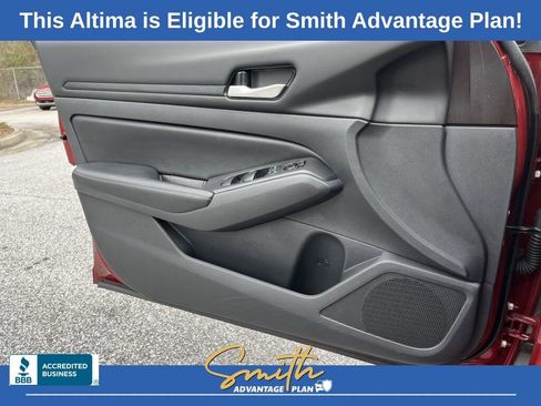Used 2025 Nissan Altima 2.5 SV image 15