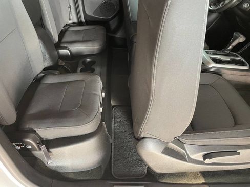 Used 2018 Chevrolet Colorado LT w/ LT Convenience Package image 27