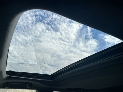 Used 2023 Lexus GX 460 Premium w/ Premium Package image 28