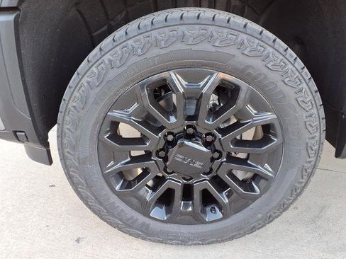 New 2026 GMC Sierra 2500 Denali w/ Denali Reserve Package image 22