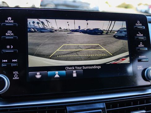 Used 2018 Honda Accord Sport image 22