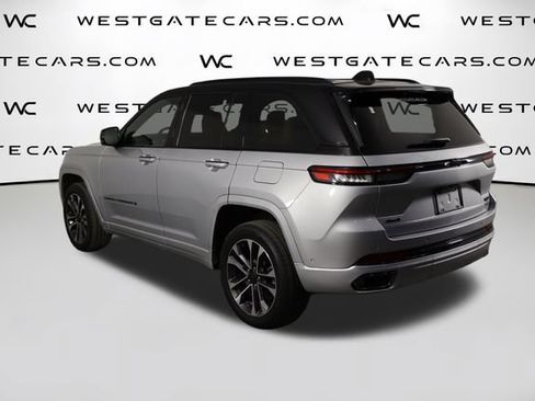 Used 2025 Jeep Grand Cherokee Summit AWD/4WD image 60