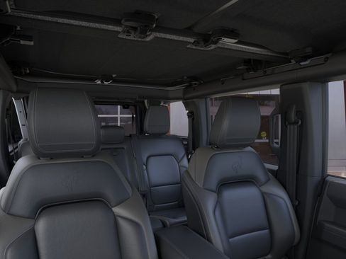 New 2026 Ford Bronco Outer Banks w/ Sasquatch Package AWD/4WD image 12
