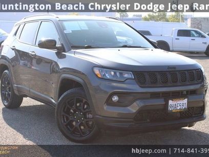 Used 2023 Jeep Compass Altitude