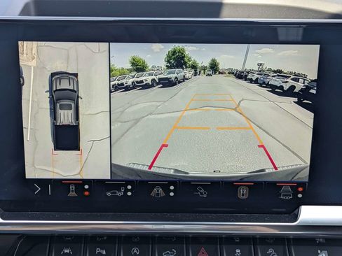 Used 2025 Chevrolet Silverado 1500 LTZ w/ Technology Package AWD/4WD image 21