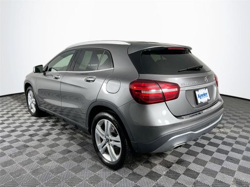 Used 2018 Mercedes-Benz GLA 250 4MATIC image 4