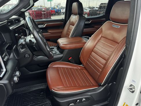 Used 2024 GMC Sierra 1500 Denali Ultimate AWD/4WD image 28