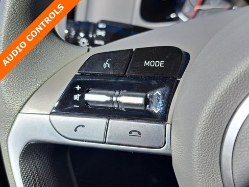 Used 2023 Hyundai Elantra SEL image 12