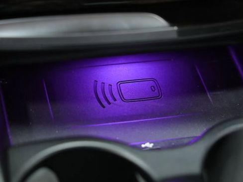 Used 2023 BMW 540i w/ Convenience Package image 23