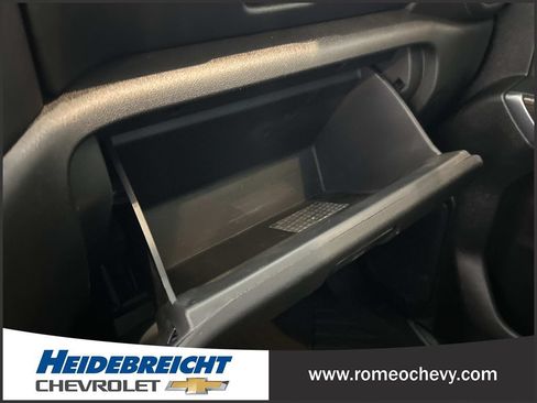Used 2020 Chevrolet Silverado 1500 RST AWD/4WD image 27
