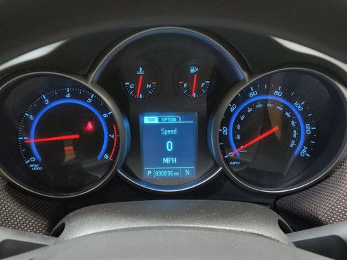 Used 2016 Chevrolet Cruze LT FWD image 23