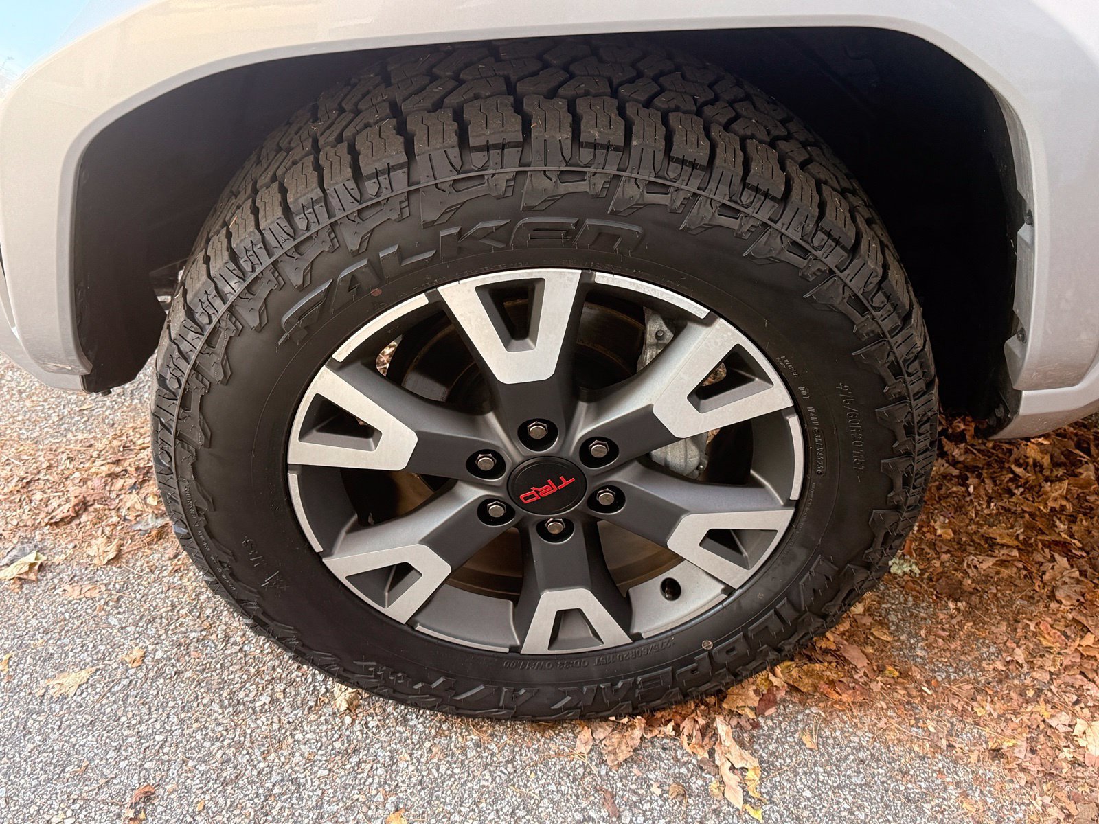Used 2025 Toyota 4Runner TRD Sport Premium AWD/4WD image 4