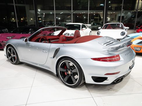 Used 2014 Porsche 911 4 Cabriolet image 2