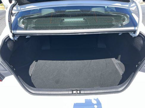 Used 2025 Toyota Camry SE FWD image 33