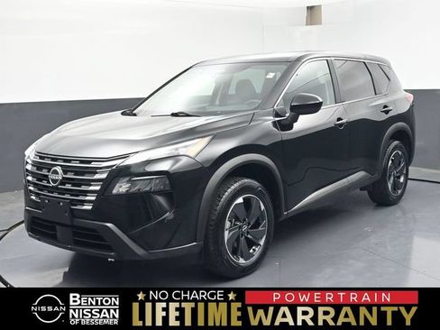 Used 2024 Nissan Rogue SV AWD/4WD image 1