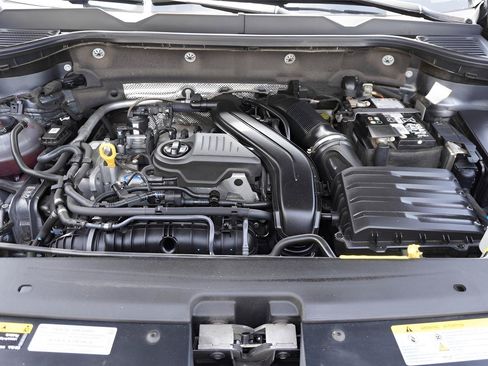 Used 2024 Volkswagen Taos SE FWD image 25