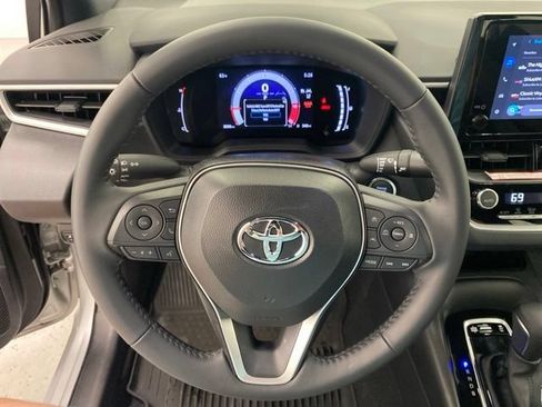 Used 2026 Toyota Corolla SE FWD image 18