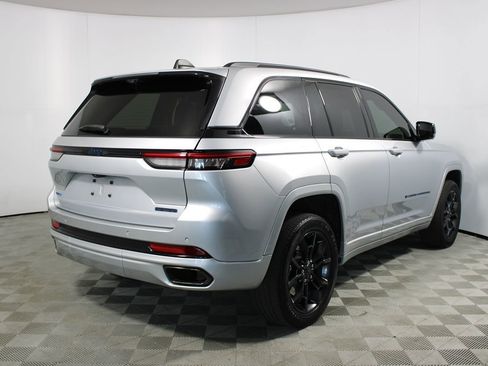 Used 2023 Jeep Grand Cherokee 30th Anniversary image 47