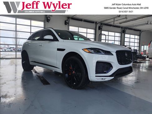Used 2023 Jaguar F-PACE R-Dynamic S image 1