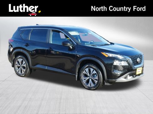 Used 2023 Nissan Rogue SV image 1