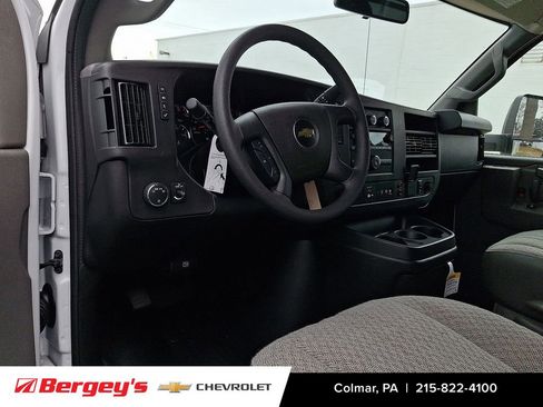 New 2025 Chevrolet Express 3500 w/ Power Convenience Package image 8