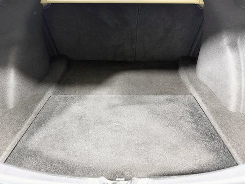 Used 2018 Tesla Model 3 Long Range RWD image 12