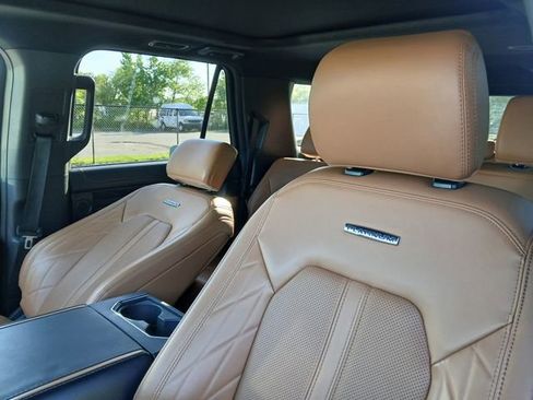 Used 2024 Ford Expedition Max Platinum AWD/4WD image 38
