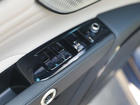 Used 2024 Maserati Grecale GT AWD/4WD image 17