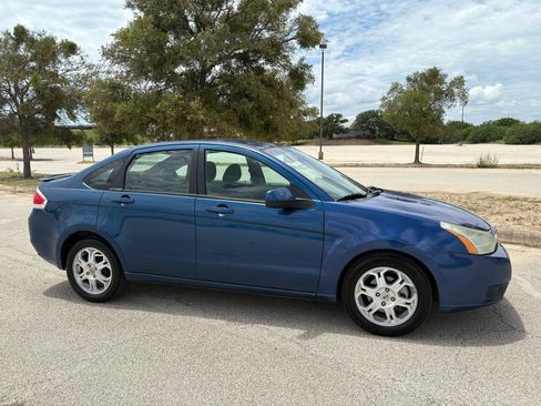 Used 2009 Ford Focus SES FWD image 38