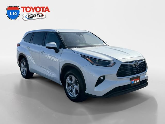 Certified 2023 Toyota Highlander LE FWD image 7