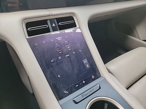 Used 2022 Porsche Taycan 4S image 11