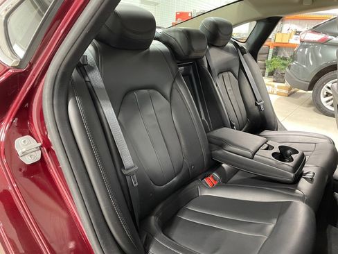 Used 2016 Chrysler 200 Limited Platinum image 20