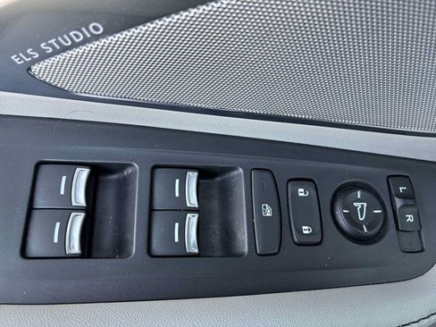 Used 2019 Acura RDX w/ Technology Package AWD/4WD image 15