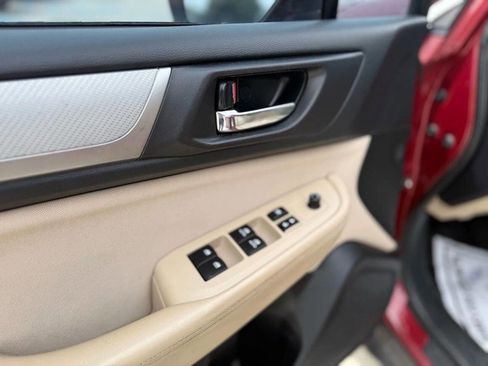 Used 2015 Subaru Outback 2.5i Premium image 10