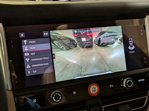 New 2026 Porsche Macan S image 38