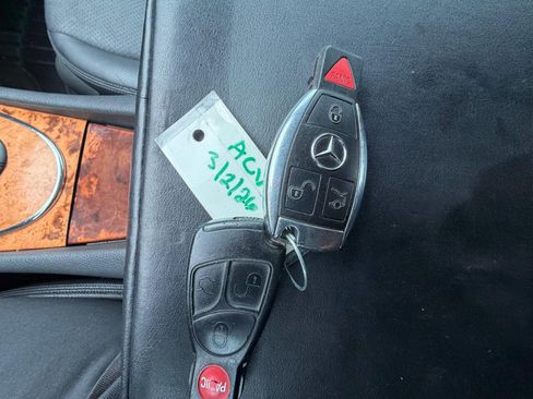 Used 2005 Mercedes-Benz E 320 4MATIC Sedan image 18