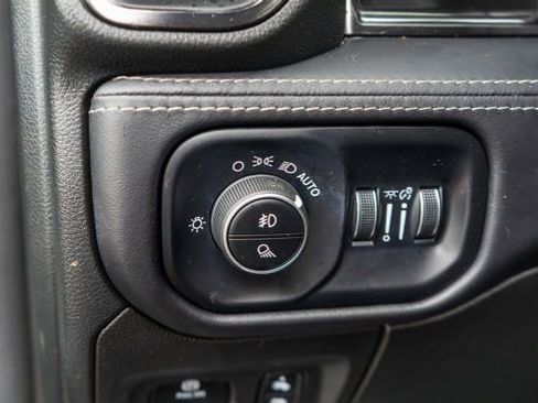 Used 2022 RAM 1500 Limited w/ Body Color Bumper Group AWD/4WD image 25