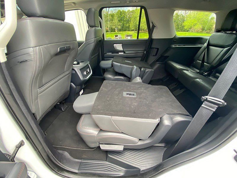 Certified 2025 Ford Expedition Active AWD/4WD image 43