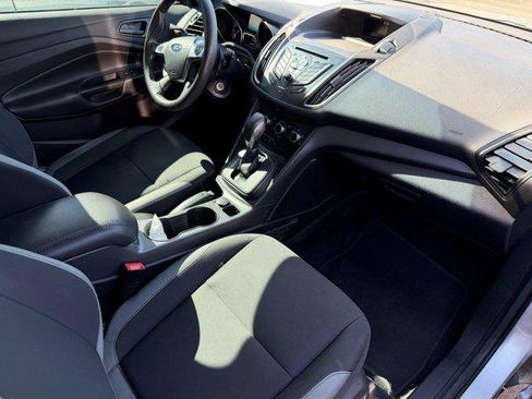 Used 2016 Ford Escape S image 8