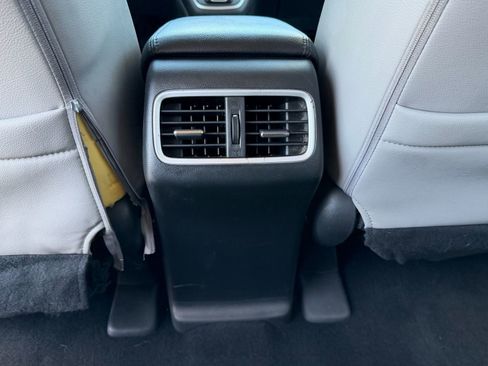 Used 2016 Honda CR-V EX-L image 19