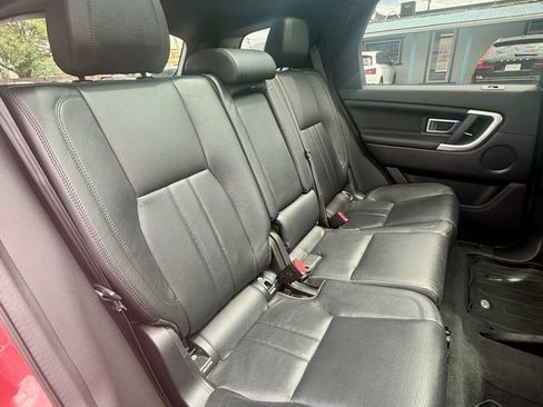Used 2017 Land Rover Discovery Sport HSE AWD/4WD image 16