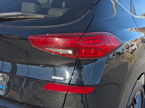 Used 2019 Hyundai Tucson Limited image 11