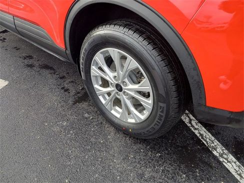 Used 2024 Ford Escape Active w/ Tech Pack #1 image 10