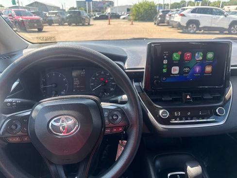 Used 2024 Toyota Corolla LE FWD image 14