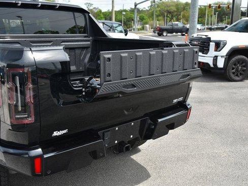 New 2025 GMC Hummer EV 3X image 13