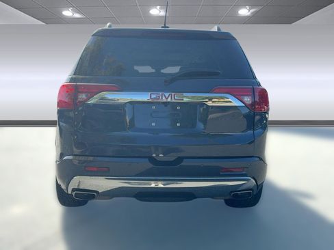Used 2019 GMC Acadia Denali w/ Technology Package image 9