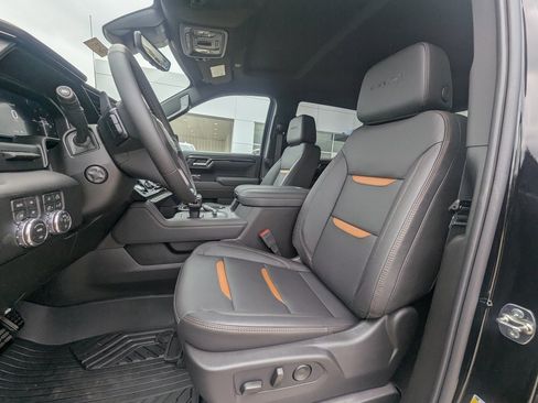 New 2026 GMC Sierra 1500 AT4 w/ AT4 Premium Package image 15